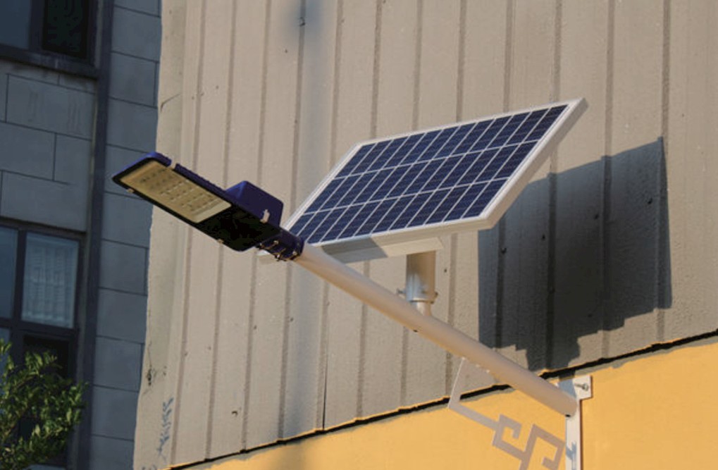 工业屋顶光伏电站